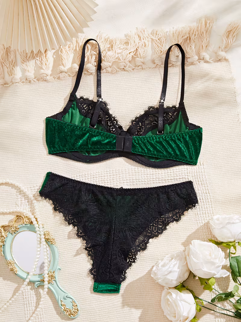 Lingerie Set with Bra and Lace Trim